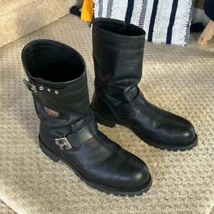 Size 14 men’s leather motorcycle boots by red wing. Steel toe